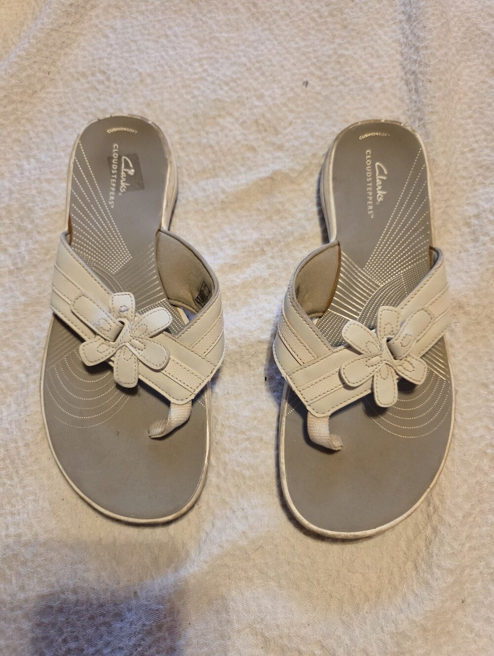 Clarks White Floral Strap Slip-On Sandals